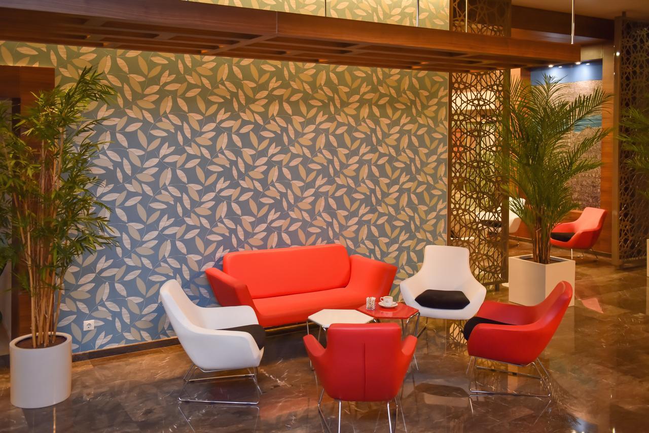 Ozgobek Ronesans Hotel De Luxe Uşak Exterior foto